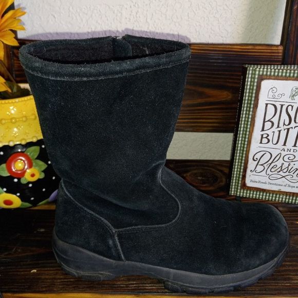 EUC Cabela's Lined Hiking Boots - Picture 3 of 10